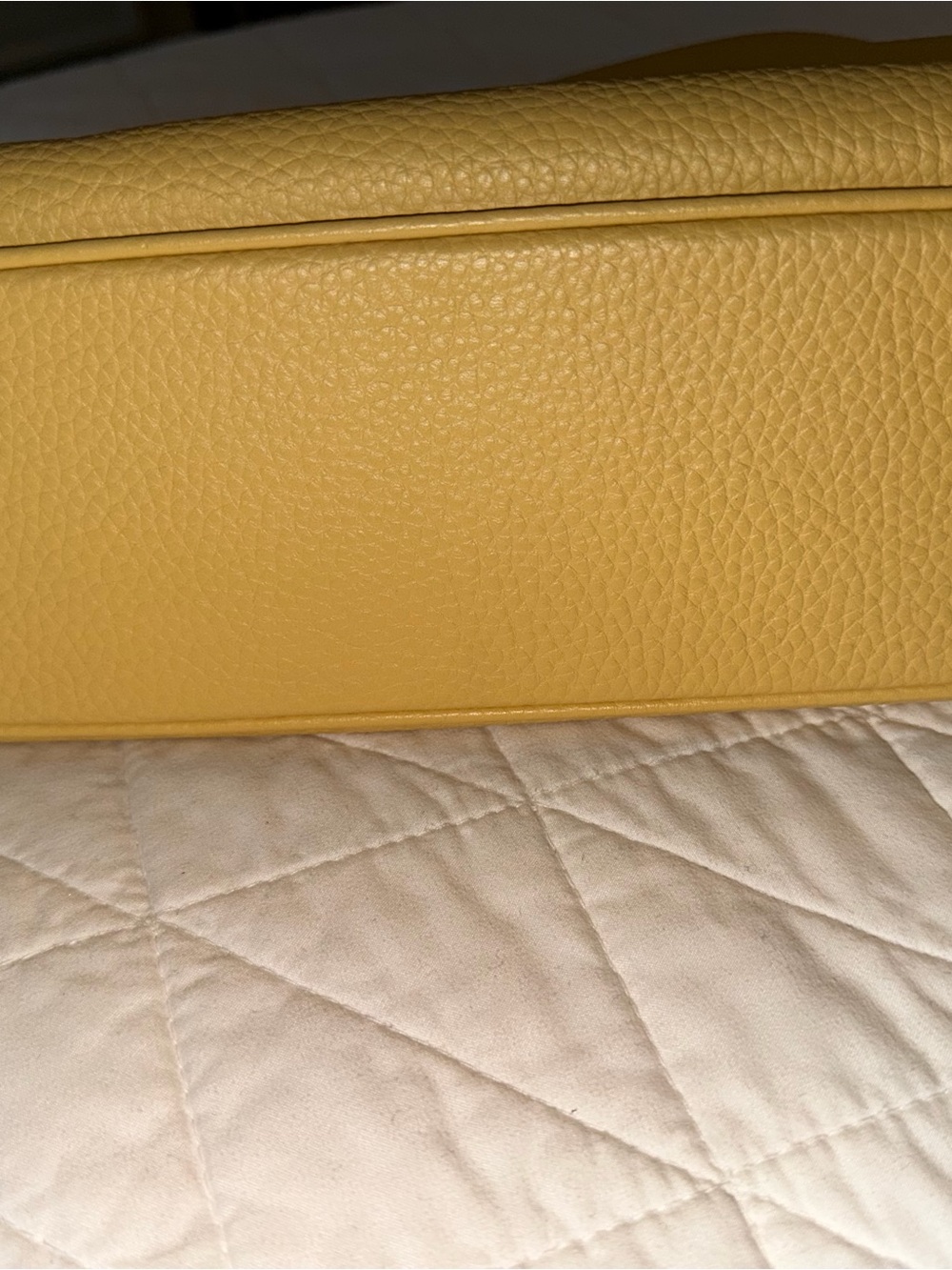 Coach Ella Small Shoulder Bag Yellow/ Soft Gofd - Picture 4 of 9